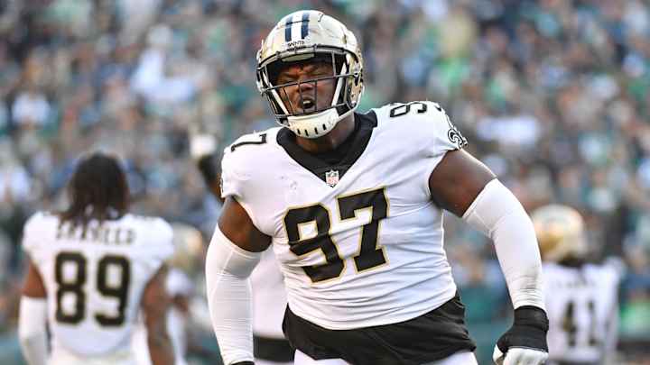 Details Emerge on DL Malcolm Roach's Contract With Broncos