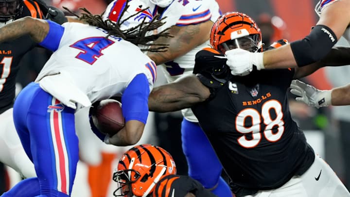 How DJ Reader Aids Lions' Defense