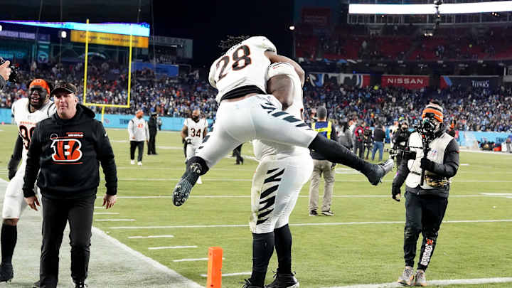 Joe Mixon, DJ Reader Discuss End Of Bengals Tenure: 'I'm Exactly Where I'm Supposed To Be'