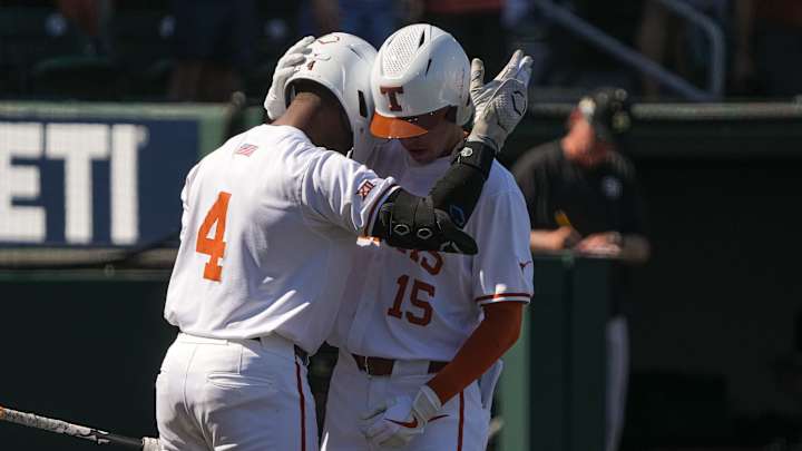 No. 23 Texas Beats Washington 4-3, Avoids Series Sweep: Live Game Log No. 23 Texas Beats Washington 4-3, Avoids Series Sweep: Live Game Log