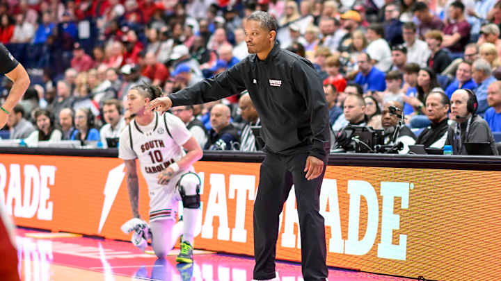 Lamont Paris Looking To 'Even the Score' With His Team Heading To Pittsburgh