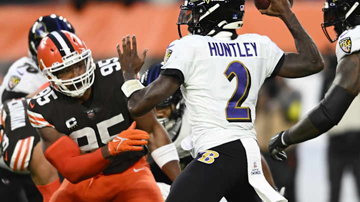 Browns Sign Former Baltimore Ravens Quarterback Tyler Huntley