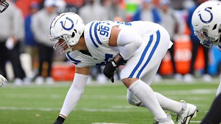 Colts Re-Sign Former First-Round Pick Colts Re-Sign Former First-Round Pick