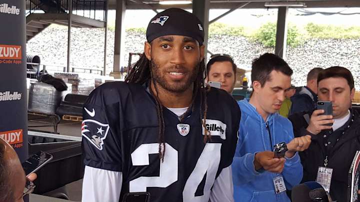 Should Patriots Sign Stephon Gilmore as Christian Gonzalez Mentor?