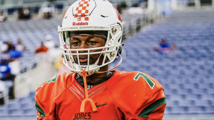 Huskers Offer Florida High School Quarterback