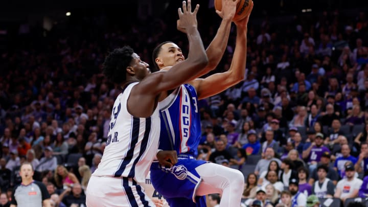 Kings Affected by Two Missed Calls in Win vs Grizzlies