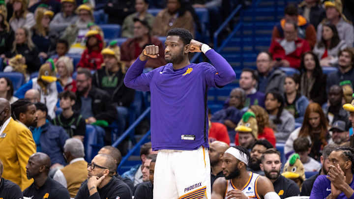 Detroit Pistons Sign Chimezie Metu to 10-Day Contract