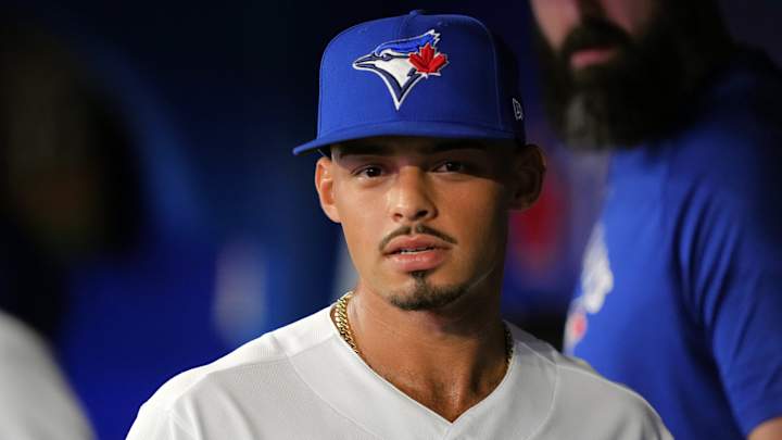 Blue Jays' Hicks Lets Cubs Rally In 9th Inning Blue Jays' Hicks Lets Cubs Rally In 9th Inning