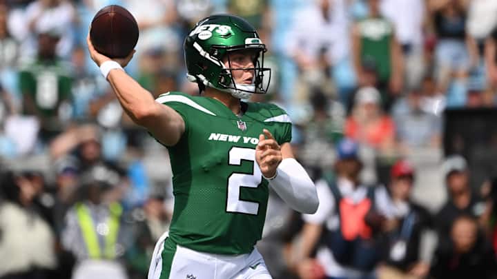 NFL Fans, Media Pleasantly Impressed by Zach Wilson’s Performance vs. Panthers