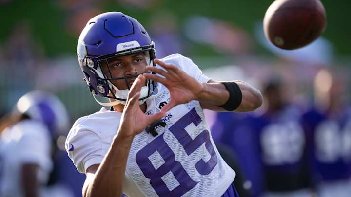 Buccaneers Sign Former Minnesota Vikings Wide Receiver Following Preseason Loss To Steelers