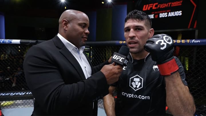 VIDEO: Vicente Luque Earns Hard-Fought Win Over Rafael dos Anjos at UFC Vegas 78