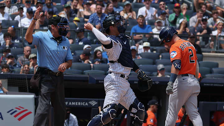 Umpire Ángel Hernández Misses More Calls Behind Home Plate in Yankees-Marlins Game