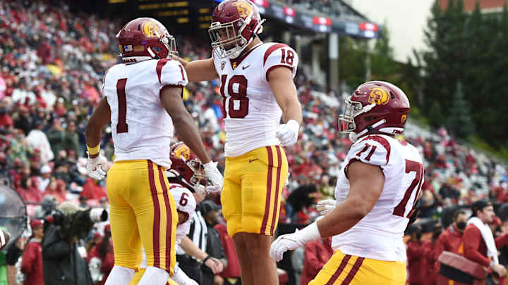 USC Senior Tight End Talks Adversity and Injury Struggles
