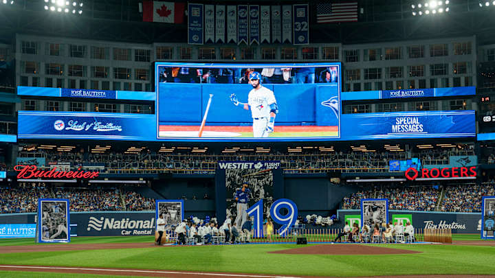 Toronto Blue Jays Legends Thank Jose Bautista at Level of Excellence Ceremony
