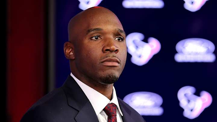 DeMeco Ryans Weighs in on Texans’ Training Camp Fracas: ‘Finally’