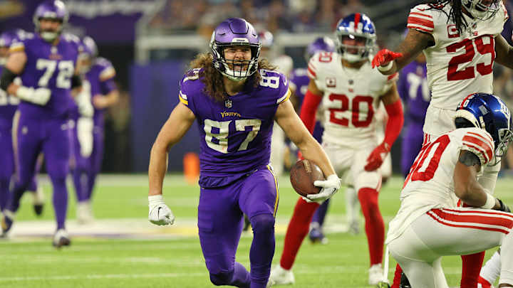 Vikings Injury Updates: T.J. Hockenson, Jalen Nailor, Kene Nwangwu, Brian Asamoah