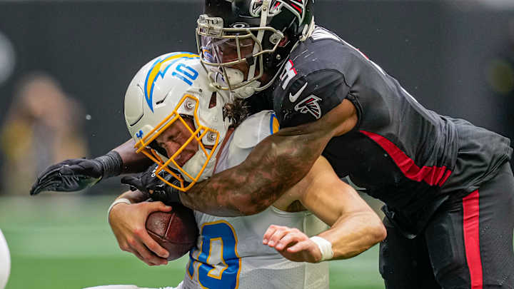 Bears Try to Bolster Linebacker Depth