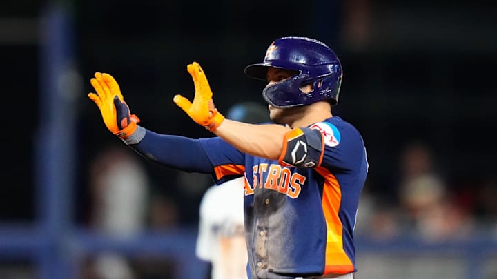 Houston Astros Star Closes in on Major Milestone and Gives Fan Memory of a Lifetime on Monday