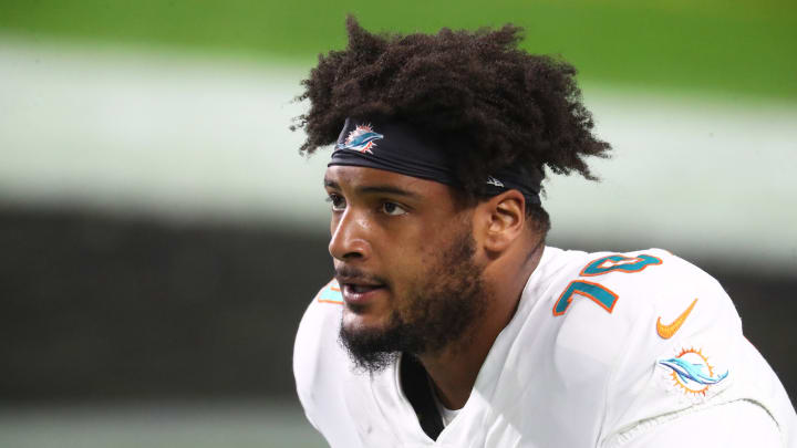 Giants Sign Julién Davenport to Boost Offensive Tackle Depth