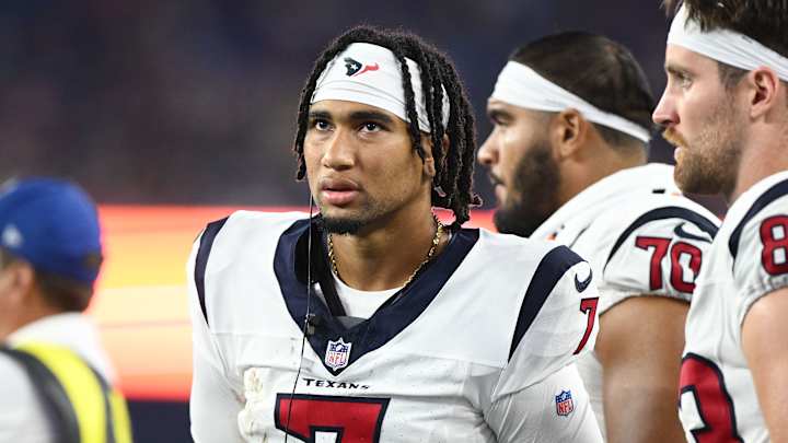 ‘I Got in a Rhythm!’ C.J. Stroud in Loss to Dolphins: Texans Blog