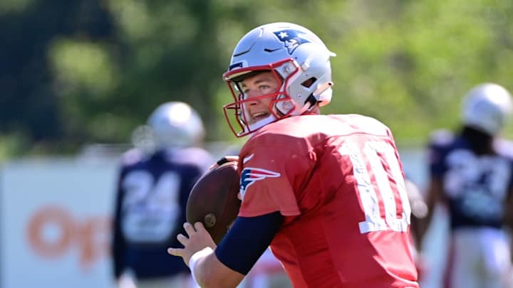 After Replacing Brady, Mac Jones Has Advice for Love