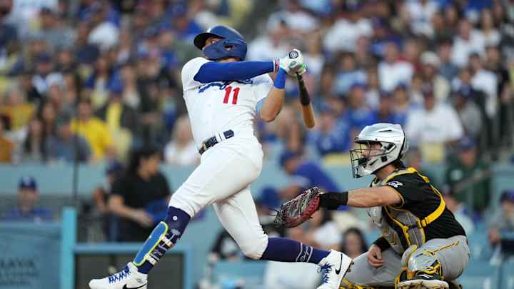 Los Angeles Dodgers' Miguel Rojas Keeps Mashing After Burglar Broke Into His Car