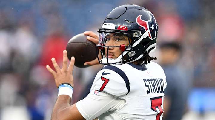 Dolphins’ Mike McDaniel: Texans’ C.J. Stroud Has ‘Aura of Confidence’