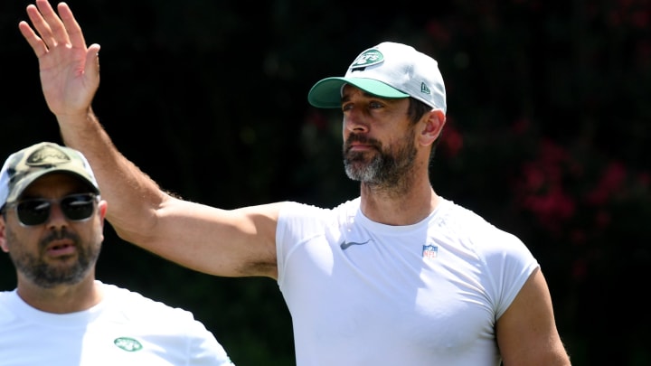Aaron Rodgers Looks Fully Rejuvenated at Jets’ Training Camp