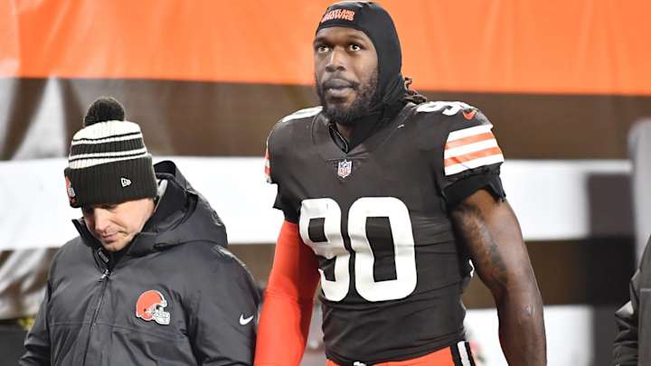 Ravens Sign Pass Rusher Jadeveon Clowney to One-Year Deal