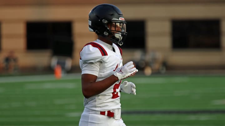 Elite WR Prospect Includes Oklahoma in Top 8