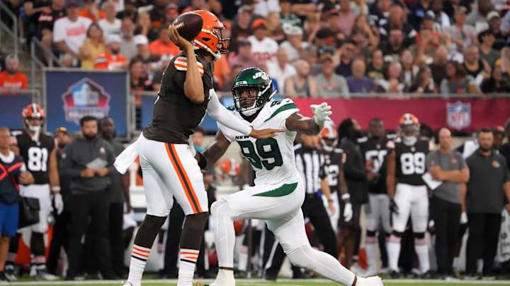 Three Reasons to Watch Jets Battle Bucs Saturday Night