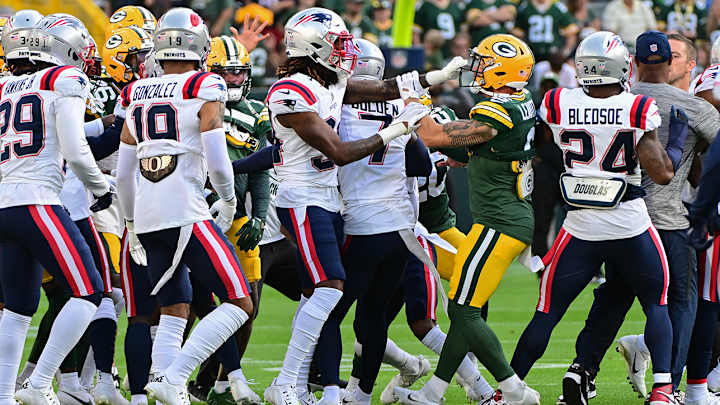 Packers, Patriots Had to Be Separated After Scuffle Before Preseason Game Even Kicked Off