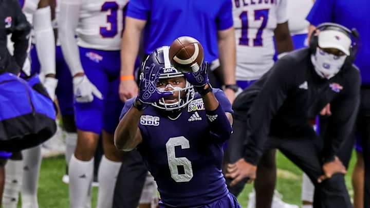 Vikings Rookie NaJee Thompson Continues to Impress on Special Teams Vikings Rookie NaJee Thompson Continues to Impress on Special Teams