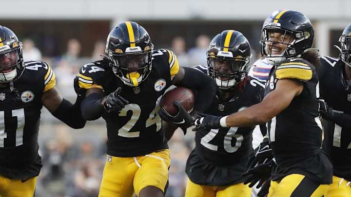 Steelers Dominate in Blowout Win Over Bills