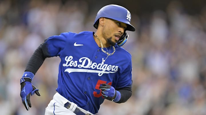 Dodgers News: Dave Roberts Thinks Mookie Betts Put on a Show for Lebron James