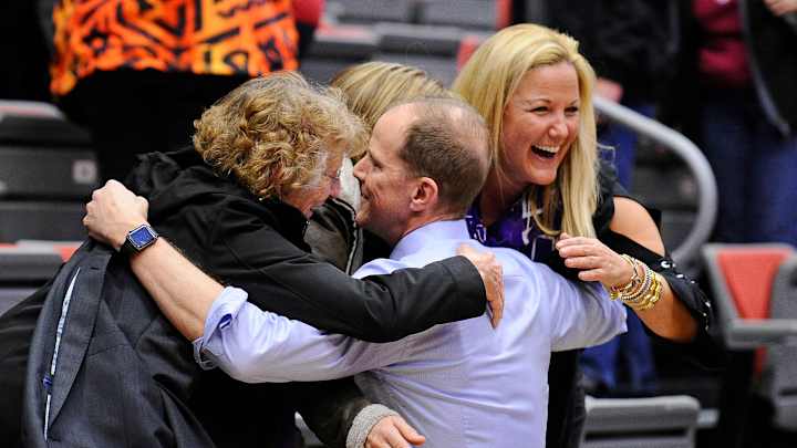 Report: USC Set to Hire Washington's Jennifer Cohen as The School's New AD