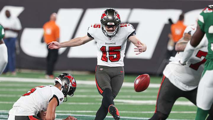 Former Bulldog Rodrigo Blankenship Waived By Buccaneers