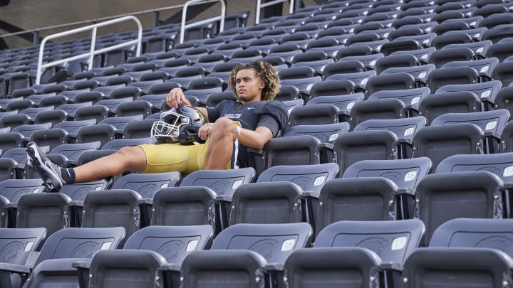 Top QB Recruit Julian Lewis Chooses USC