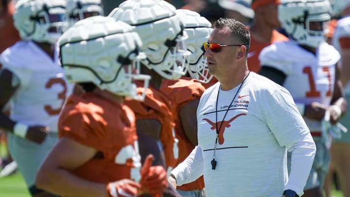 Longhorns' Steve Sarkisian Sets Deadline to Name Starters
