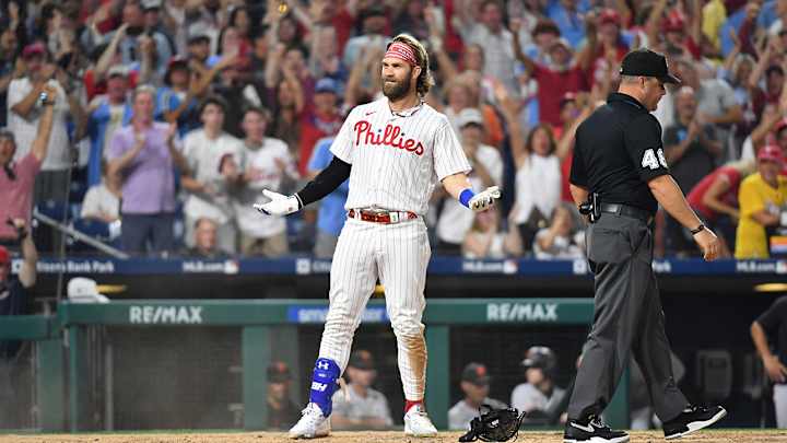 Bryce Harper Had Perfect Celebration After Hitting Inside-the-Park Home Run Bryce Harper Had Perfect Celebration After Hitting Inside-the-Park Home Run