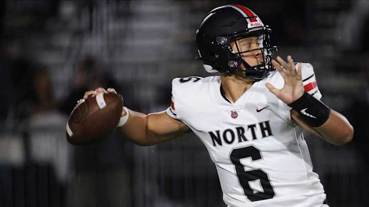 Oregon Lands Walk-On Commitment From 2024 QB TC Manumaleuna Oregon Lands Walk-On Commitment From 2024 QB TC Manumaleuna