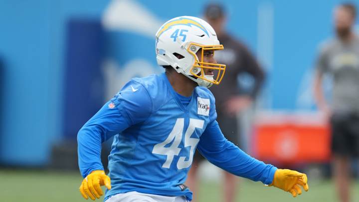 Chargers Slip One Spot in PFF's Post-Draft Evaluation