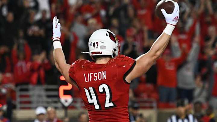 Ryan Wallace Pleased With Progression from Louisville's Tight End Room Ryan Wallace Pleased With Progression from Louisville's Tight End Room