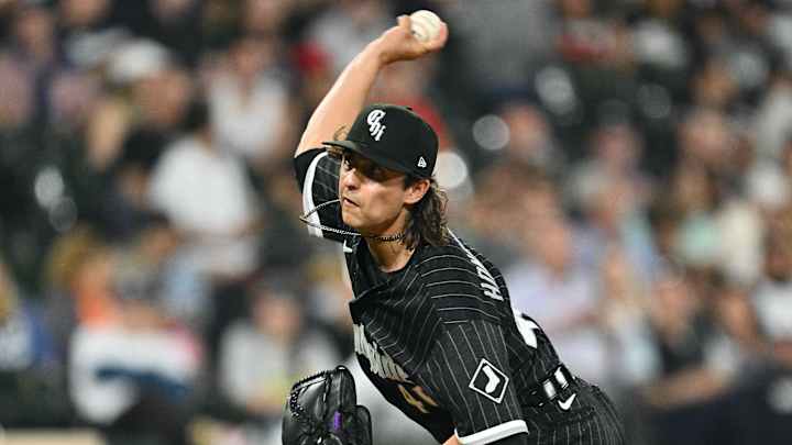 Chicago White Sox Recall Rookies, DFA Veteran to Shake Up Pitching Staff