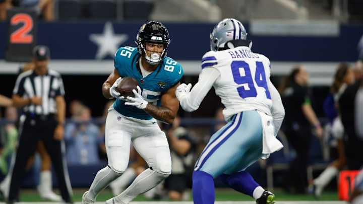 PFF: Jaguars’ Brenton Strange Is Highest-Graded Rookie TE of Preseason