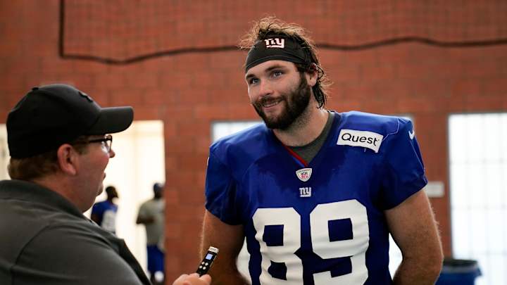 Giants TE Tommy Sweeney Stable After Leaving Field Due to Medical Event Giants TE Tommy Sweeney Stable After Leaving Field Due to Medical Event