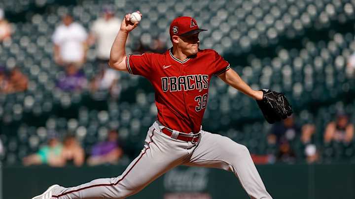 Arizona Diamondbacks Closer Paul Sewald Shows Love For His Old Seattle Mariners Fans