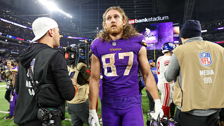 T.J. Hockenson Dealing With Lower Back Stiffness, Vikings Say T.J. Hockenson Dealing With Lower Back Stiffness, Vikings Say