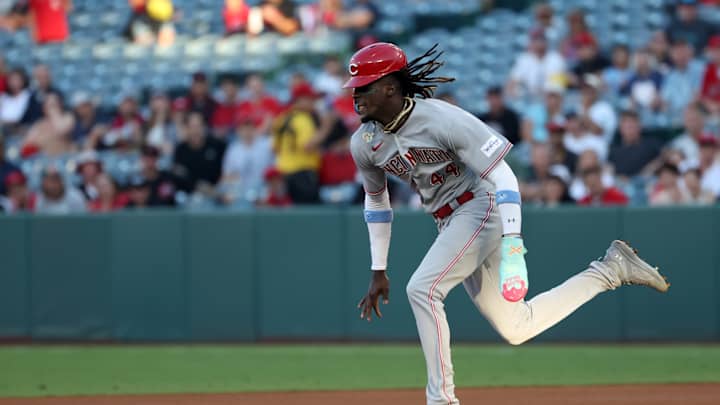 Elly De La Cruz of the Cincinnati Reds Surpasses Barry Bonds in the Baseball History Books