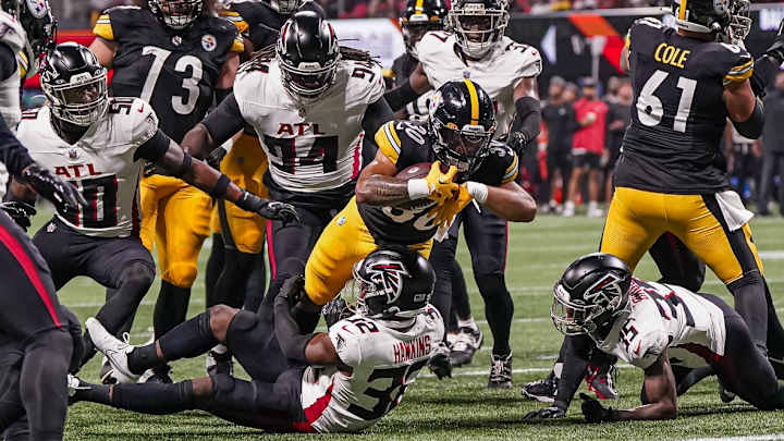 Steelers Finish Perfect in Win Over Falcons Steelers Finish Perfect in Win Over Falcons